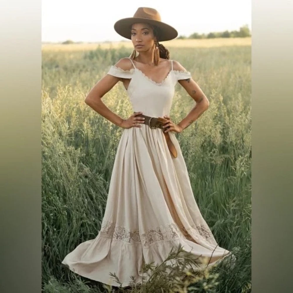 Joyfolie Coral Dress in Taupe Off-Shoulder Maxi Dress NWT